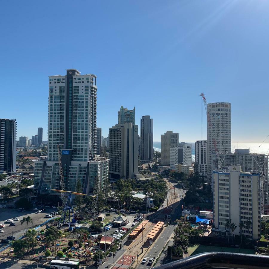 High Floor Ocean View At Surfers Paradise - Hotel Studio Gold Coast Buitenkant foto